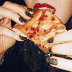 Carica l'immagine nel visualizzatore di Gallery, Smalto adesivo colore nero con disegni peperoncini rossi