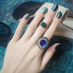 Carica l'immagine nel visualizzatore di Gallery, Smalto adesivo con sfumature verdi glitterate